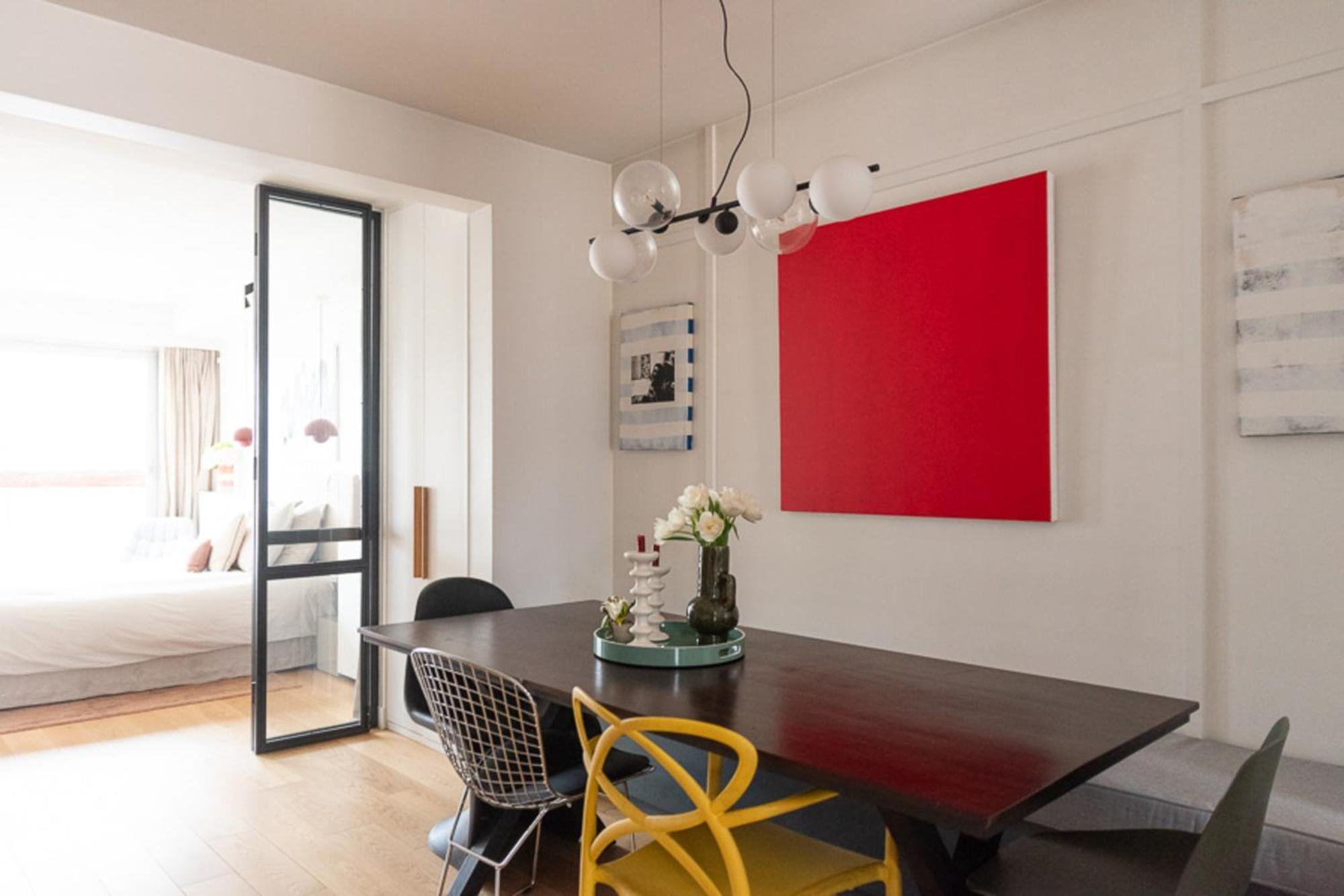 Apartment Cocoon With Eiffel Tower View